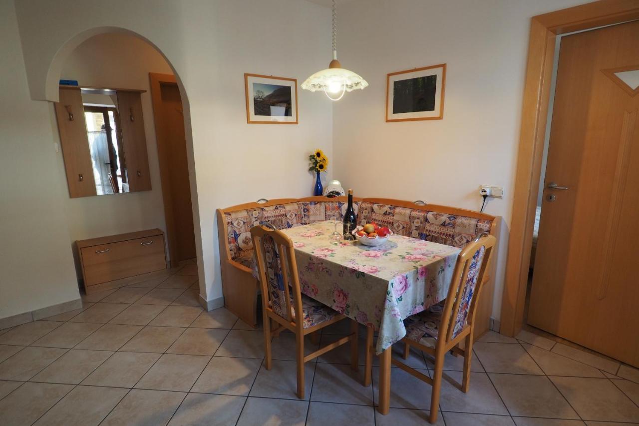Ferienwohnungen Luggin Caldaro Bagian luar foto